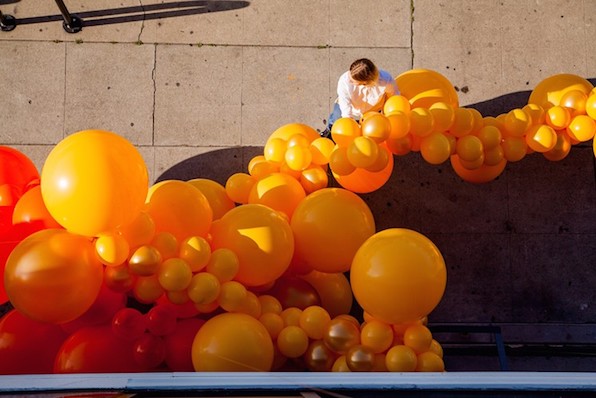 Walker/Baloons and Glow Sign